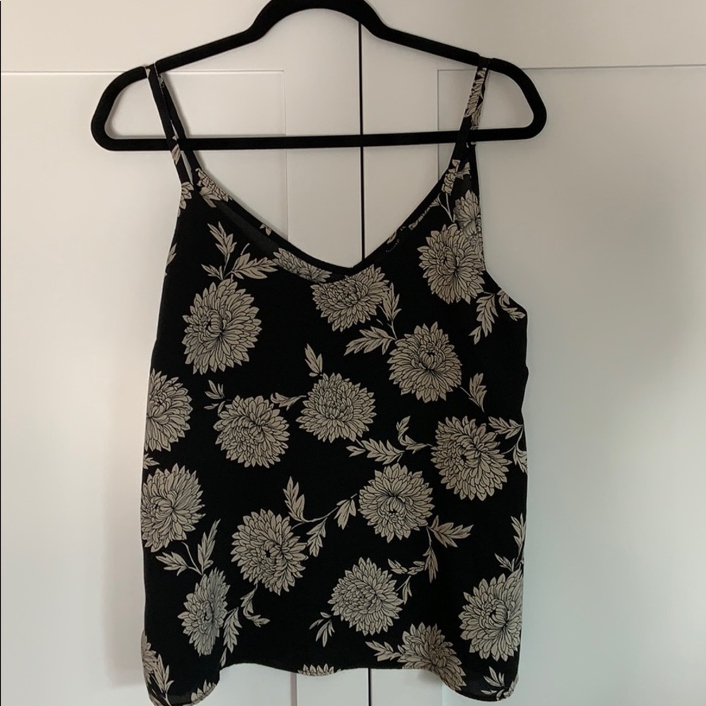 Women’s V-Neck Cami with Flower Pattern